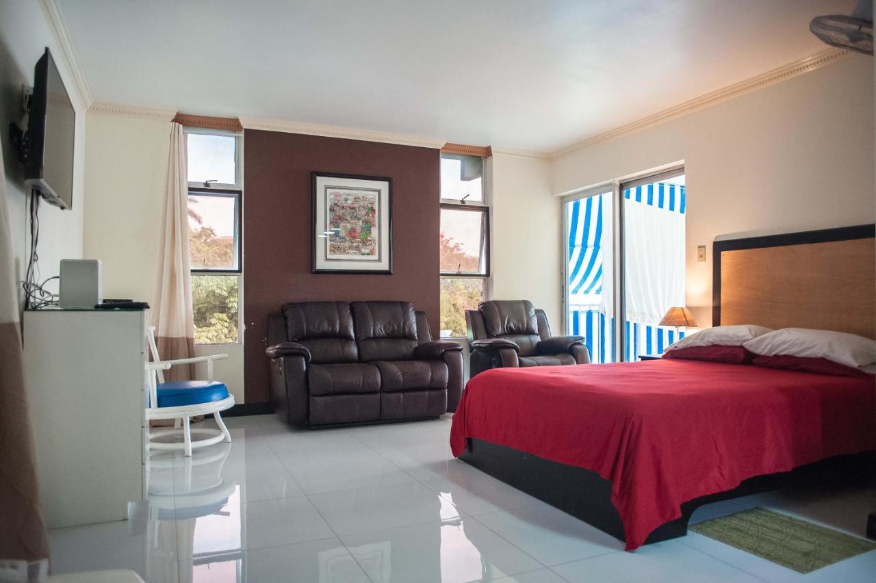 Beach Condos -Montego Bay Club Beach Resort Exterior foto
